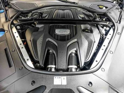 Used 2018 Porsche Panamera 4S AWD/4WD image 34