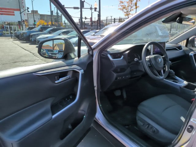 Certified 2025 Toyota RAV4 XLE w/ Convenience Package AWD/4WD image 11