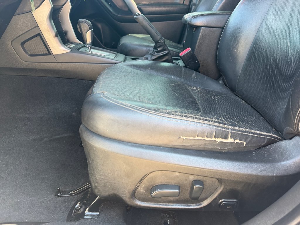 Used 2014 Subaru Forester 2.5i Limited AWD/4WD image 11