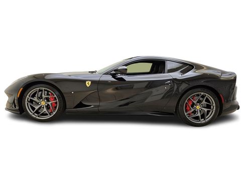Used 2020 Ferrari 812 Superfast image 12