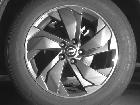 Used 2025 Nissan Rogue SV FWD image 14
