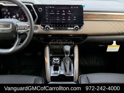 New 2026 GMC Canyon Denali AWD/4WD image 13