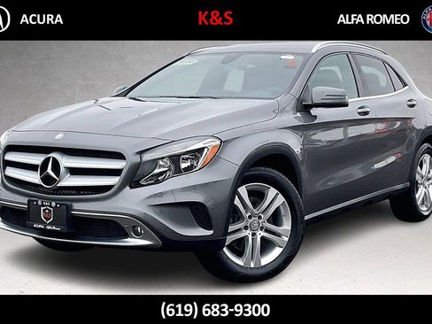 Used 2017 Mercedes-Benz GLA 250 4MATIC image 1