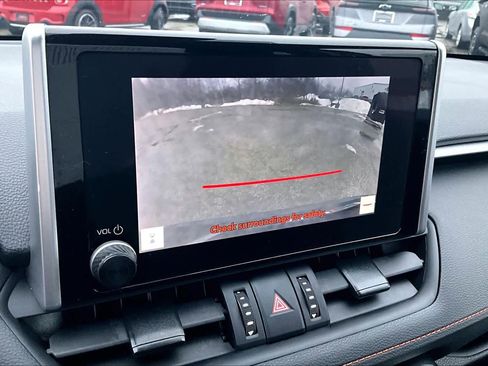 Used 2024 Toyota RAV4 Adventure image 28