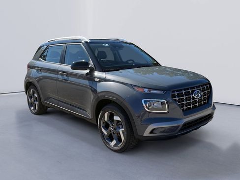 New 2026 Hyundai Venue SEL FWD image 1
