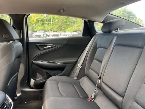 Used 2024 Chevrolet Malibu LT FWD image 19