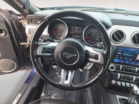 Used 2020 Ford Mustang Premium image 12