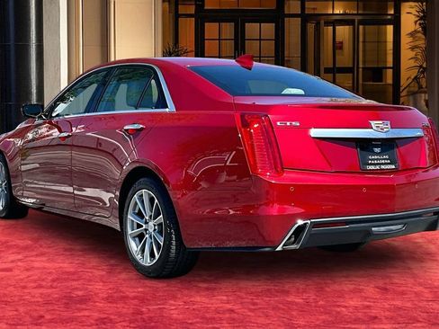 Used 2019 Cadillac CTS Luxury RWD image 4