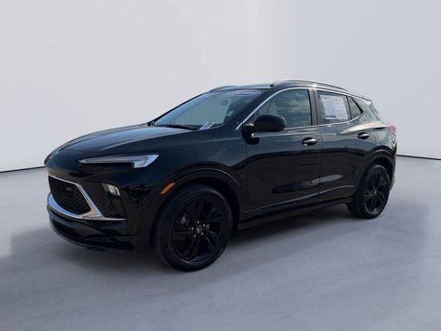 Used 2024 Buick Encore GX Sport Touring image 7