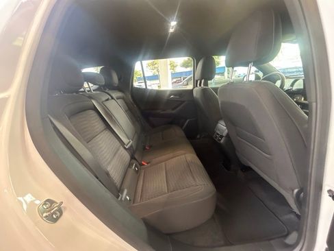 Used 2025 Chevrolet Equinox LT image 29