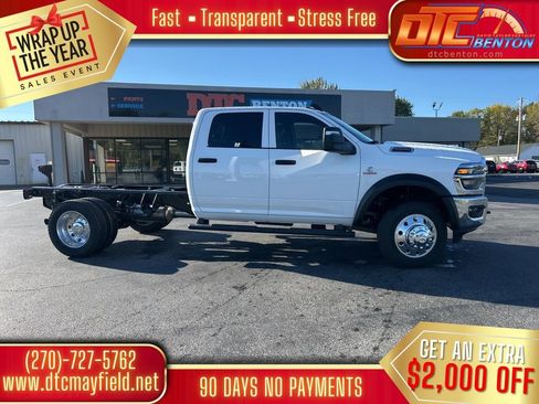 New 2026 RAM 5500 Tradesman image 2