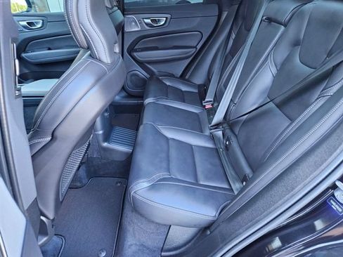 Used 2024 Volvo XC60 T8 Ultimate AWD/4WD image 14
