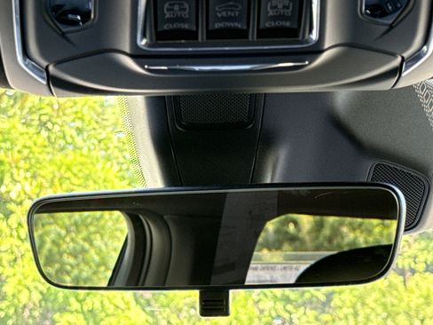 New 2026 Jeep Grand Cherokee L Limited RWD image 29