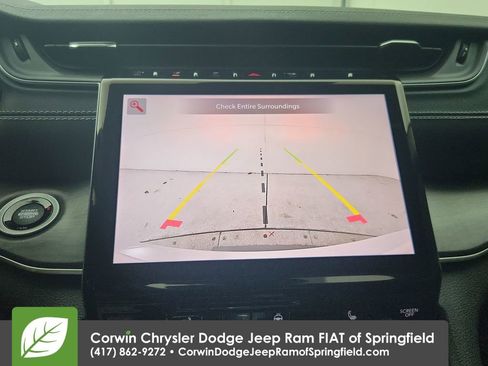 Certified 2023 Jeep Grand Cherokee Limited w/ Black Appearance Package image 25