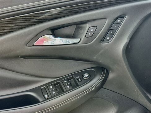 Used 2017 Buick Envision Essence AWD/4WD image 20