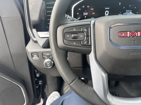 New 2026 GMC Sierra 1500 Elevation image 18