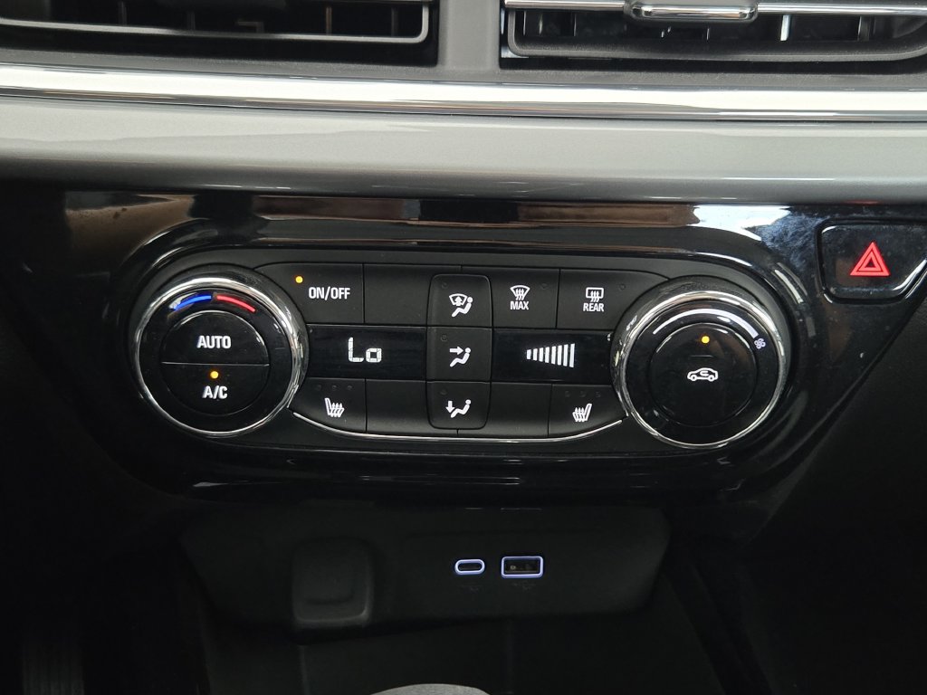 New 2026 Chevrolet Trax LT w/ Driver Confidence Package FWD image 20