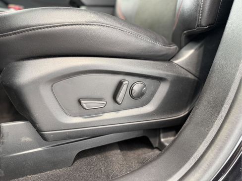 Used 2023 Ford Explorer ST-Line w/ Class IV Trailer Tow Package image 17