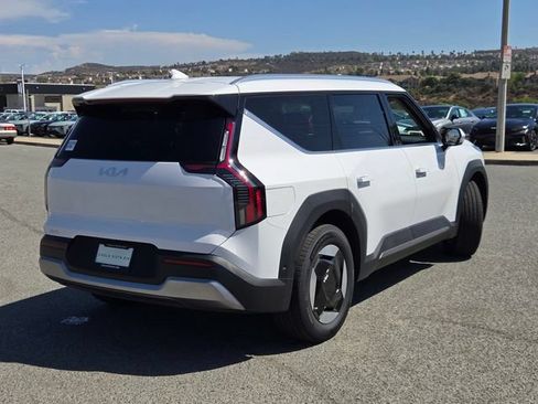 New 2026 Kia EV9 Wind AWD/4WD image 20