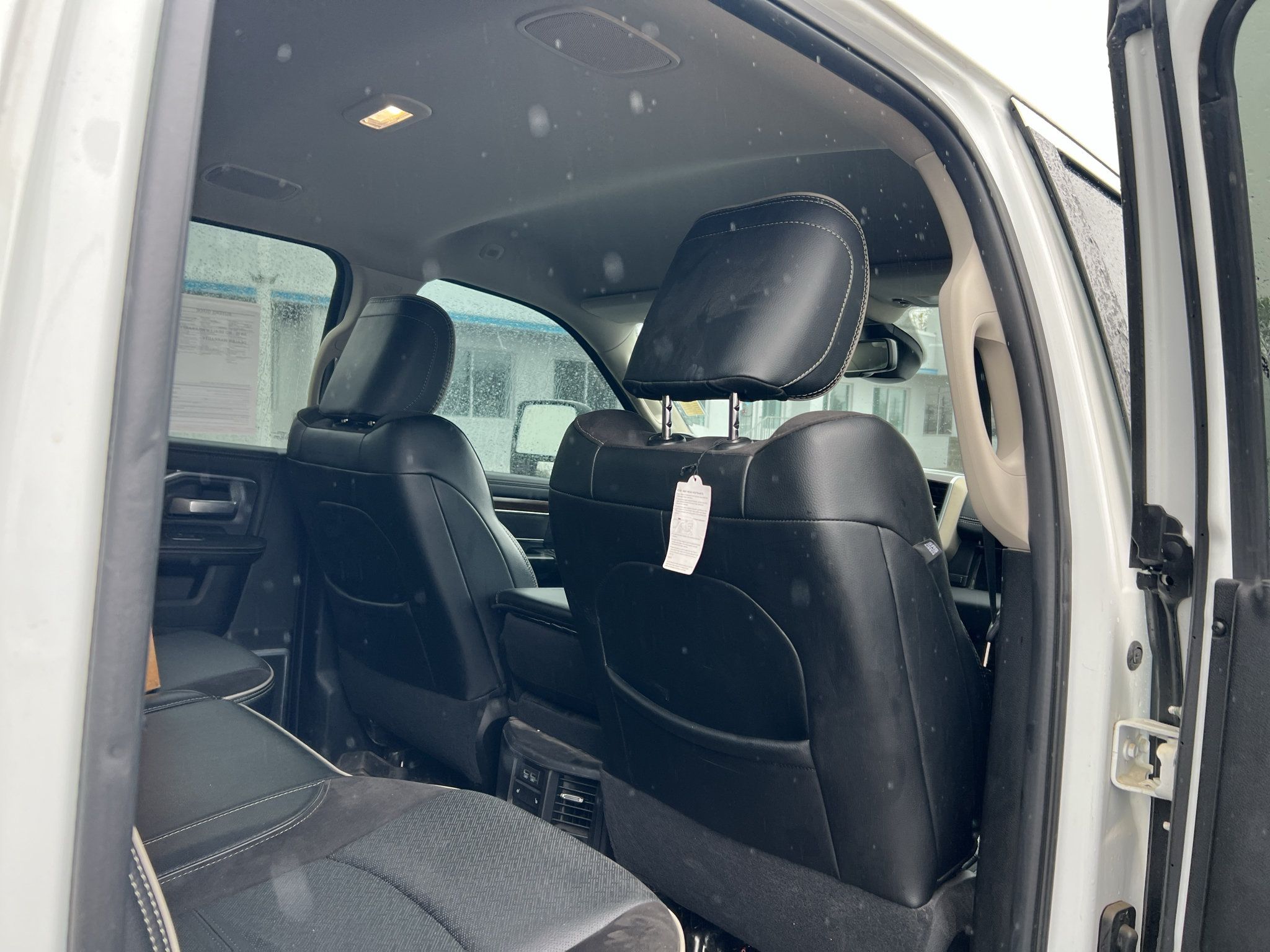 Used 2024 RAM 3500 Laramie AWD/4WD image 9