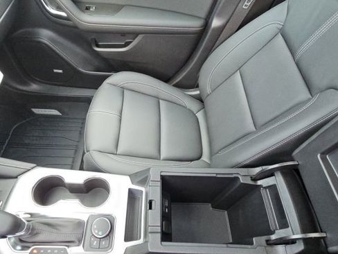 New 2025 Chevrolet Blazer LT w/ Sound & Technology Package image 54