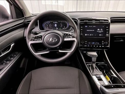 Certified 2024 Hyundai Tucson SEL AWD/4WD image 5