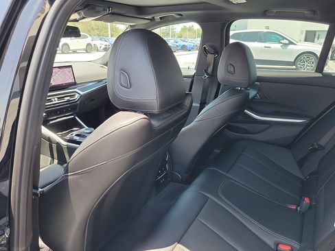 Used 2024 BMW 330i Sedan w/ Premium Package RWD image 12