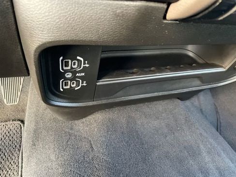 Used 2024 RAM 2500 Laramie w/ Safety Group image 38