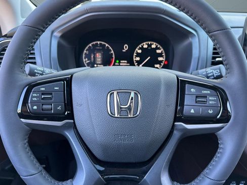 New 2026 Honda Odyssey Touring image 16