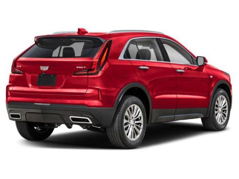 Used 2024 Cadillac XT4 Premium Luxury FWD image 2