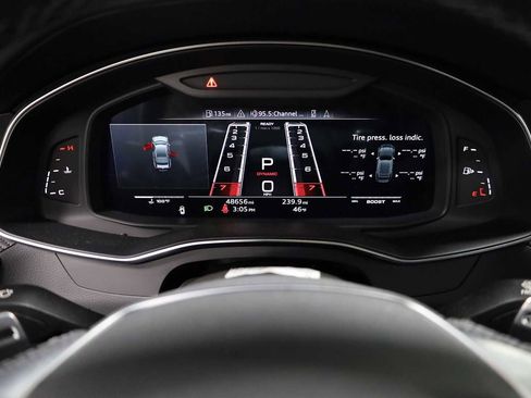 Used 2023 Audi RS 7 Sportback w/ RS 7 Executive Package image 22