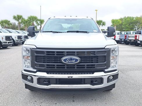 New 2026 Ford F250 XL w/ XL Driver Assist Package RWD image 2