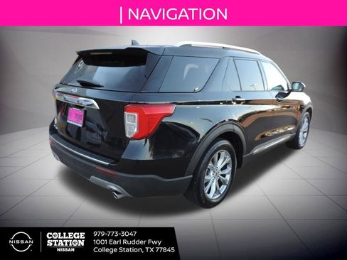 Used 2021 Ford Explorer Limited w/ Equipment Group 301A image 4