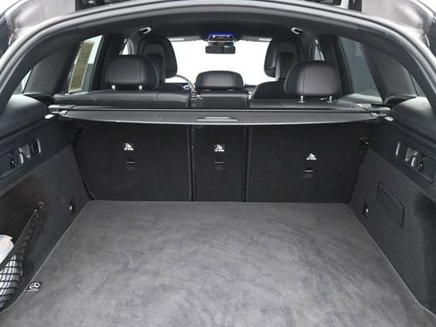 Used 2025 Mercedes-Benz GLC 300 image 28