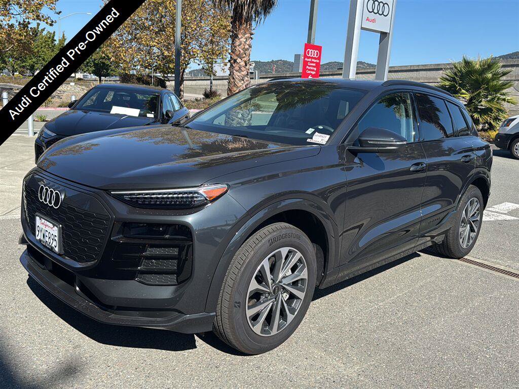 Used 2025 Audi Q6 e-tron Premium Plus AWD/4WD image 1