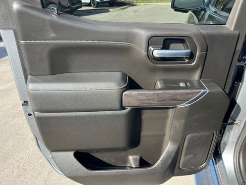 Used 2022 Chevrolet Silverado 1500 LTZ w/ Safety Package II AWD/4WD image 19