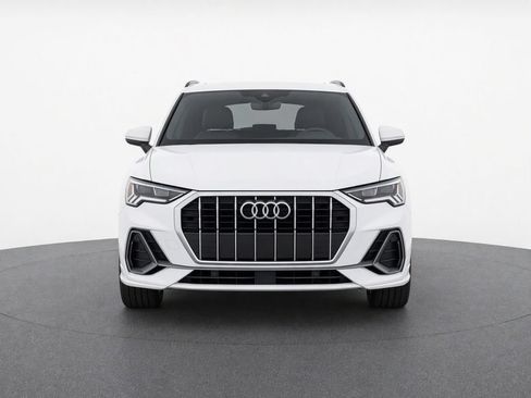 Used 2023 Audi Q3 2.0T Premium Plus w/ Premium Plus Package AWD/4WD image 5