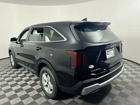New 2026 Kia Sorento LX image 7