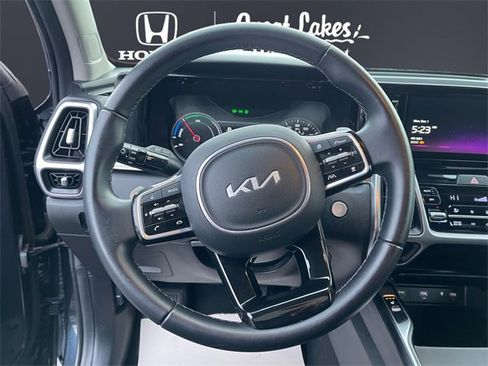 Used 2024 Kia Sorento EX image 12