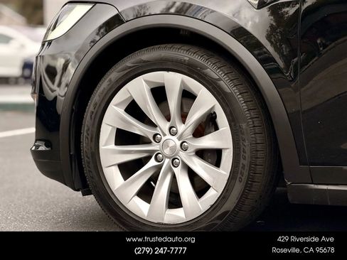 Used 2018 Tesla Model X 100D image 22