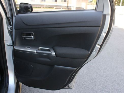 Used 2021 Mitsubishi Outlander Sport SE image 22