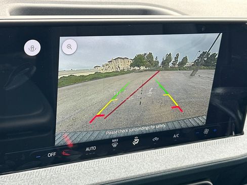 New 2026 Ford Maverick XLT image 15