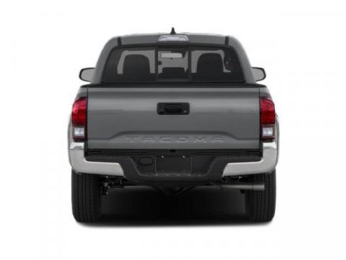 Used 2022 Toyota Tacoma SR5 w/ Technology Package AWD/4WD image 8