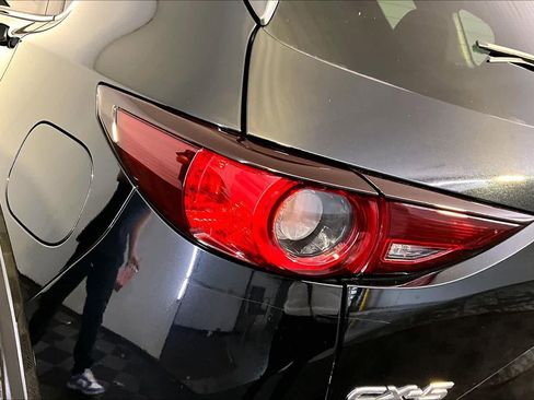 Used 2017 MAZDA CX-5 Touring w/ Preferred Equipment Package AWD/4WD image 28