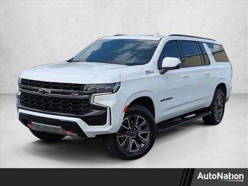 Used 2022 Chevrolet Suburban Z71 w/ Luxury Package image 1