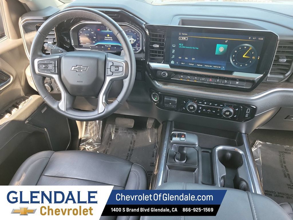 Used 2024 Chevrolet Silverado 1500 LT Trail Boss w/ LT Trail Boss Premium Package AWD/4WD image 23