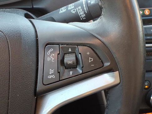 Used 2021 Chevrolet Trax LT w/ Sport Edition FWD image 13