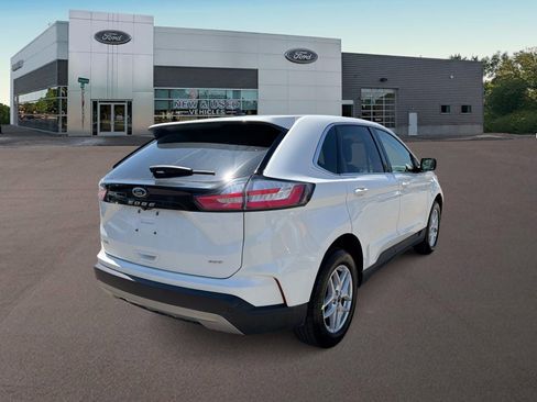 Used 2023 Ford Edge SEL w/ Convenience Package AWD/4WD image 9