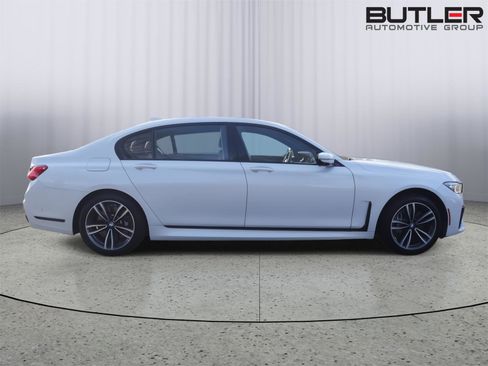 Used 2020 BMW 750i xDrive image 8