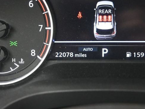 Used 2023 Nissan Rogue SV w/ SV Premium Package AWD/4WD image 16